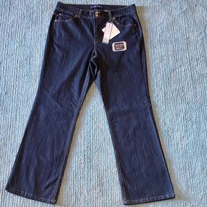 Arianna Bootcut 5 pocket, mid rise jeans